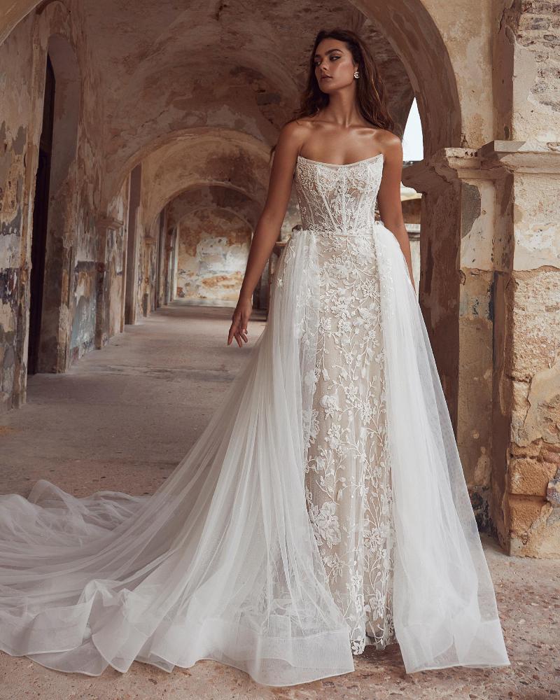 123106 fitted sexy wedding dress with detachable skirt and straight neckline4